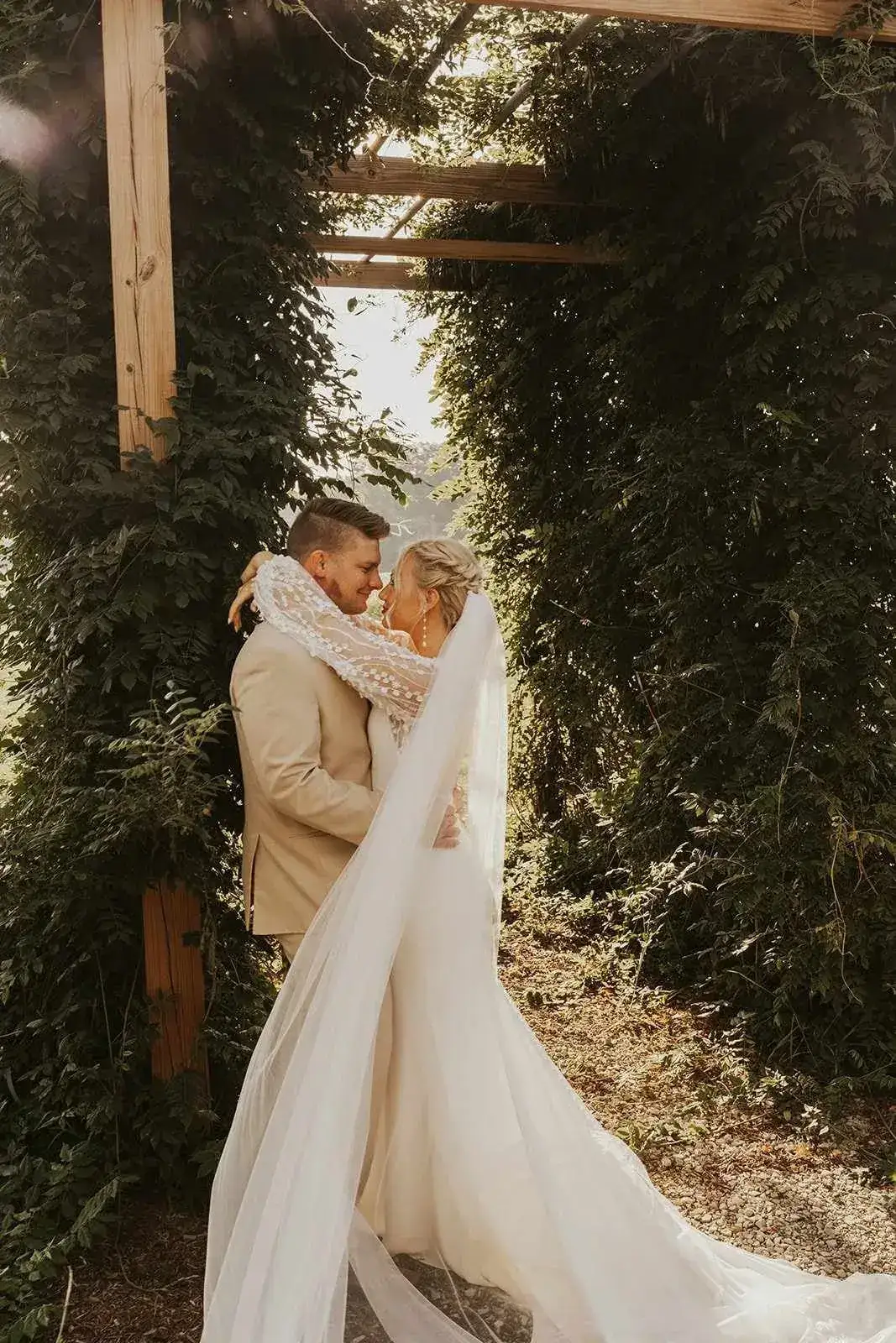 Wedding couple in garden